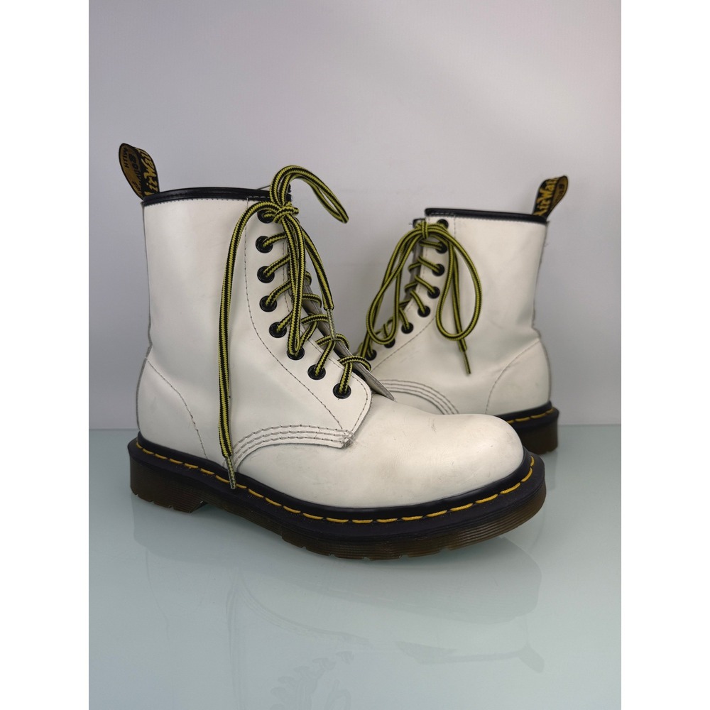 Dr. Martens 1460 8 Eye Combat Boots White Leather Womens 6 EU 37 grunge Punk